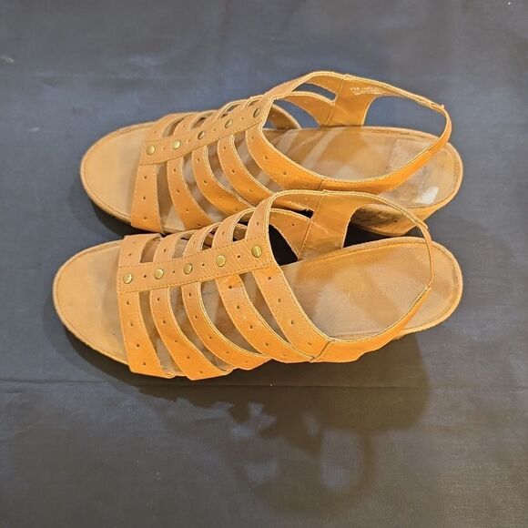 AEROSOLES FLIGHT PATH WOMEN'S CORK WEDGE STRAPPY SANDALS - Picture 5 of 14